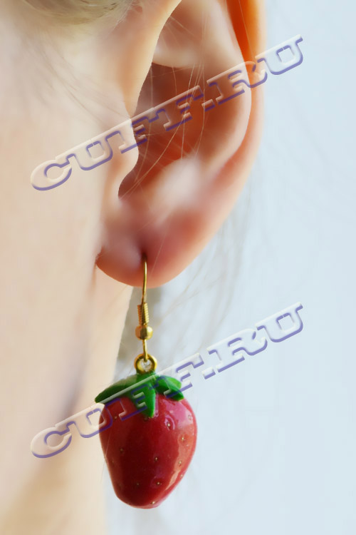 серьга клубничка