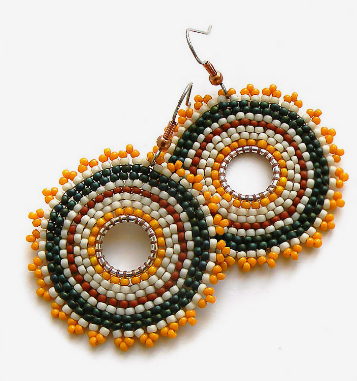 Яркие круглые серьги из бисера - этно украшения - летние сережки