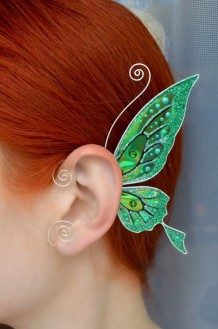 Кафф серьга в виде зеленого крыла бабочки
